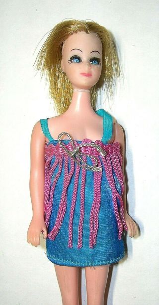 Vintage Dawn Dancing Doll 1351 Blue Mini W/ Pink Fringe Outfit Topper 6 "