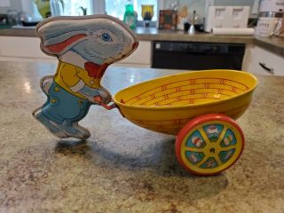 Rare Vintage Tin Litho Toy Easter Bunny Rabbit Pushing Egg Basket J Chein Usa