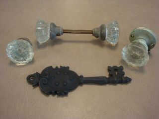 4 Antique Vintage Glass Door Knobs Handles & Large Cast Iron Key