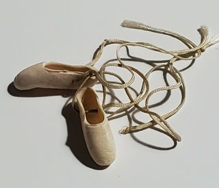 Barbie Shoes - Vintage Lace Up Ballet Slippers