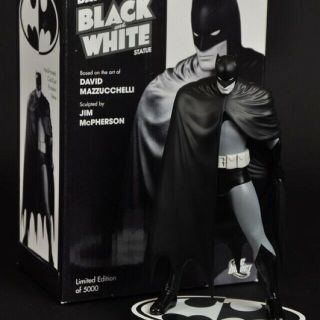 Batman Black And White Statue Batman Mazzucchelli Year One Miller 1st Edition