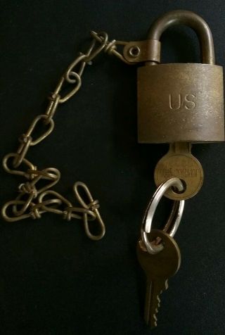 Antique U.  S.  American Padlock with Keys & Chain 2