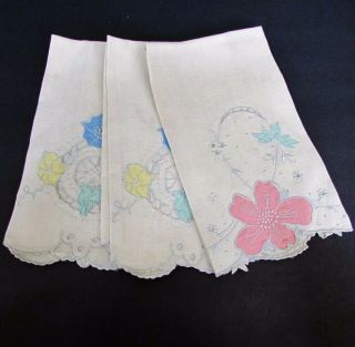 3 Fine Antique Linen Embroidery & Cut Out Work Scalloped Edge Guest Hand Towels