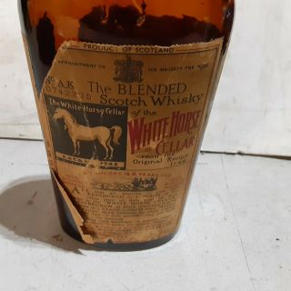 《Antique Scotch Wiskey Bottle》 The White Horse Cellar▪amber glass▪vintage label 2