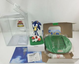 Rare Sonic The Hedgehog 20th Anniversary Statue Charger (wii) Madcatz Limited