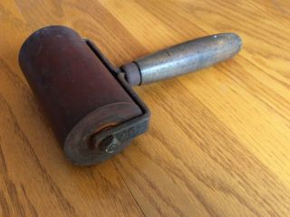 Antique Vintage Rubber Ink Print Roller With A Wooden Handle 3