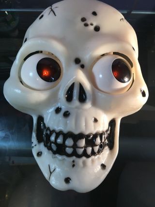 Vtg Halloween Motion Activated Talking Skull Playtronix Light Up Eyes Rare