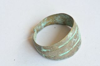 Greek Roman Byzantine Medieval bronze ring 100 - 1200 AD SZ 4 2