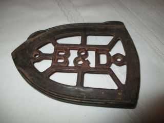 Vintage Antique Cast Iron B&d Sad Iron Trivet.  For Use Or Display.