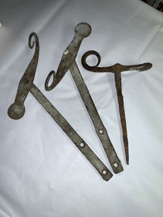 Set Of 3 Antique Rustic Hand Forged Shutter Dogs Lancaster Pa