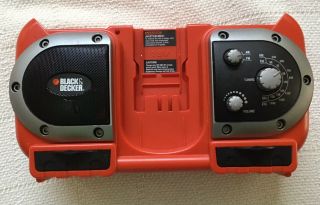 Rare Black & Decker Am/fm Radio & 18 Volt Battery Charger —18v Battery