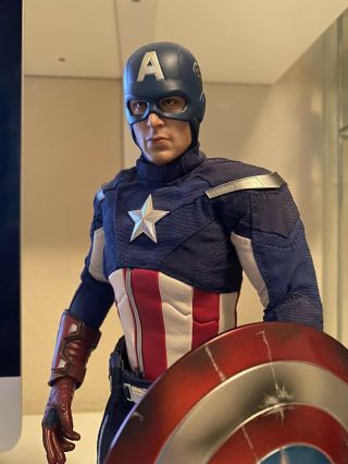 Hot Toys Captain America 1/6 (the Avengers)