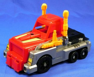 TRANSFORMERS G1 ACTION MASTERS OPTIMUS PRIME COMPLETE W/TECH SPECS 1990 HASBRO 2