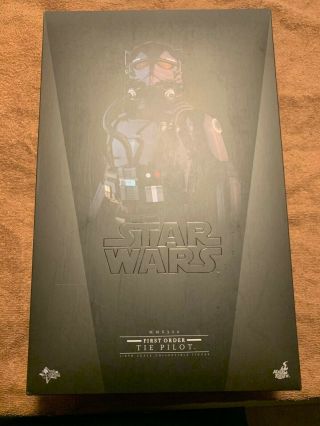 Star Wars Tfa Mms324 1/6 Hot Toys First Order Tie Fighter Pilot