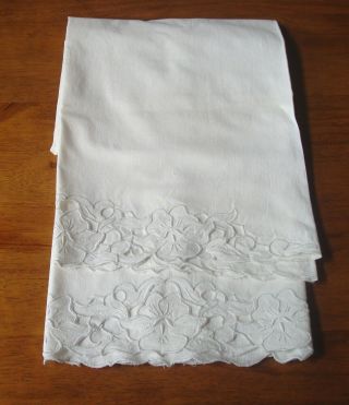 PAIR VINTAGE WHITE PILLOWCASES - HAND DONE CUTWORK and EMBROIDERY 2