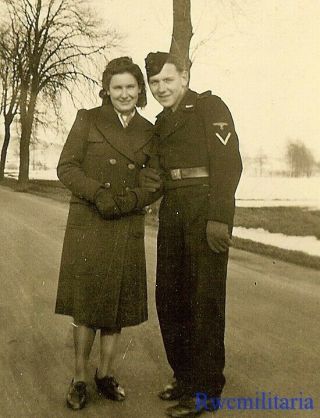 Rare German Elite Waffen Panzer Sturmmann Posed W/ His Girl On Road