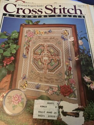 Cross Stitch And Country Crafts October 1989 - Hardanger Heart - 23 Projects