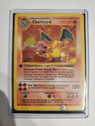 Charizard 4/102 1st Edition Shadowless Base Set Pokemon Card