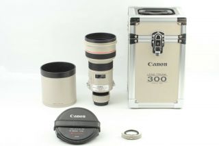 [rare N,  ] Canon Ef 300mm F/2.  8 L Usm Iii Af Lens W/trunk Hood From Japan