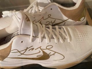 Rare Kobe Bryant Autographed Shoes Nba Finals 2010 Lakers Celtics Basketball