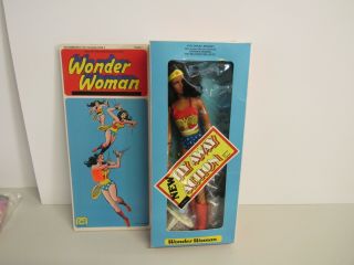Vintage Mego 1976 Wonder Woman Lynda Carter Doll Figure Fly Away Action W/ Box