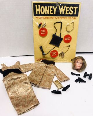 Honey West Doll Tv Private Eye Accessory Pack / Head/ Outfit 1965 Gilbert