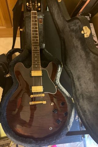 Gibson Semi - Hollow Body Es - 335 Dot Reissue Electric Guitar Rare Color