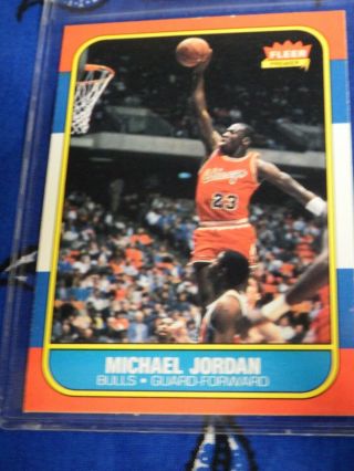 1986 - 1987 Fleer Michael Jordan RC 57 Shape Rare Basketball Card 3