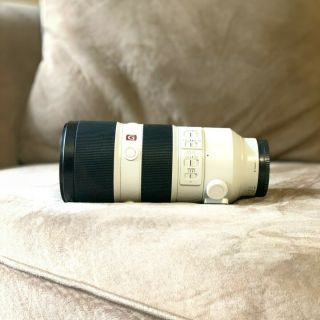 Rdlsony 70 - 200mm F/2.  8 Gm Oss E - Mount Lens Rarely