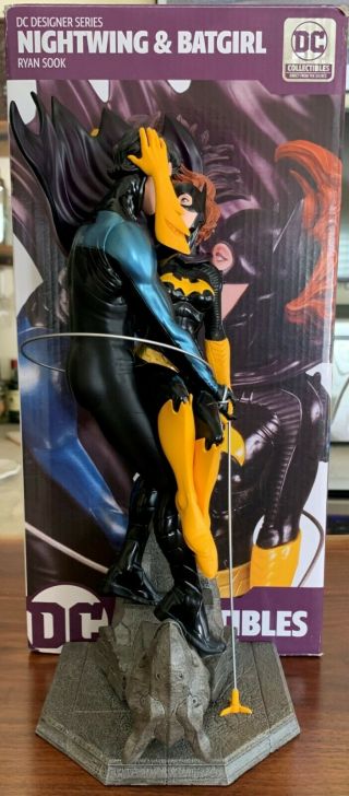 Dc Designer Series Limited Edition Nightwing & Batgirl By Ryan Sook Statue