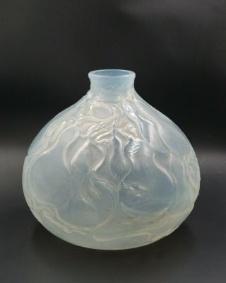 Rare 1914 Signed R.  Lalique " Courges " Vase 7 3/8 " Opalescent Glass