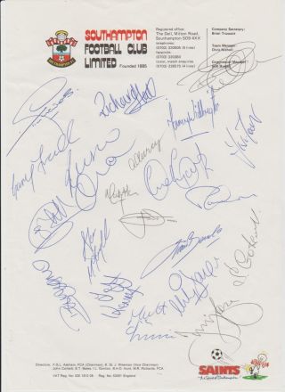 Southampton 1989 - 1990 Orig Rare Hand Signed Official Club Page 21 X Signatures