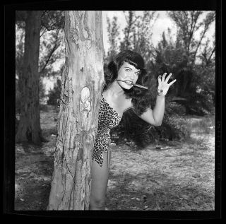 RARE UNPUBLISHED Bettie Page 1954 Camera Negative Bunny Yeager Africa 2