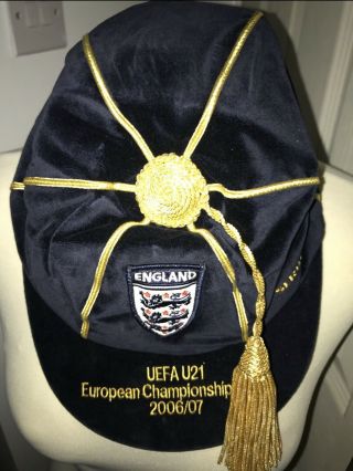 Very Rare England Under 21 International Players Cap And Medal Netherlands 06/07
