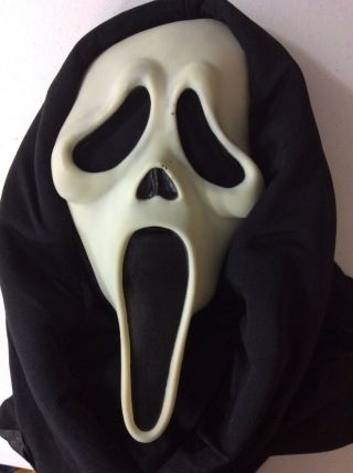 Vtg Scream Ghost Face Halloween Mask Rubber Easter Unlimited Inc Robe/Cape Rare 2