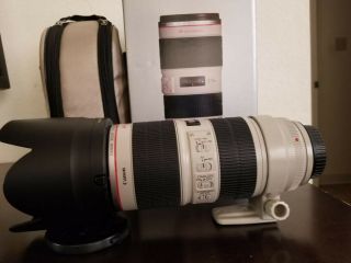 Canon Ef 70 - 200mm F/2.  8 L Is Ii Usm Lens.  Rarely But Small Dent.