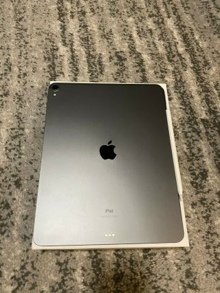 Apple iPad Pro 3rd Gen.  64GB,  Wi - Fi,  12.  9 in - Space Gray Rarely 3