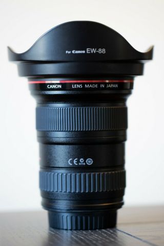 Canon EF 16 - 35mm f/2.  8 L II USM Lens (USA) very rarely 2