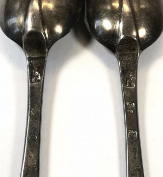 Rare Pair Queen Anne Solid Silver Table Spoons Dog Nose Rat Tail 1698 17th C