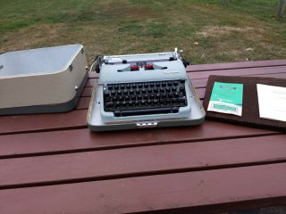 Vintage Rare Olympia Sm4 Signature S Cursive Script Typewriter Green W Case