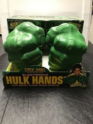 Electronic Hulk Hands - Smash 