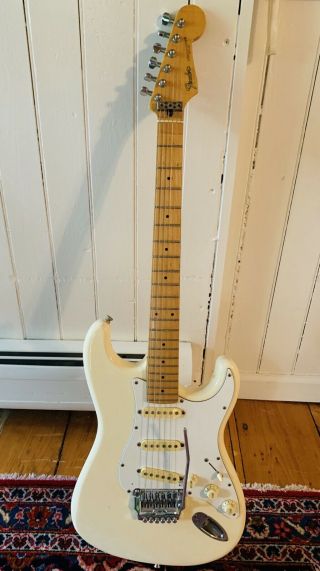 1980 ' s Fender Stratocaster Olympic White All Rare MIJ Strat Model 2