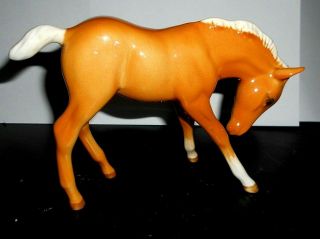 Vintage Beswick Palomino Horse Figurine Head Down Rare Piece