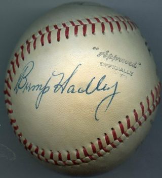 Bump Hadley Single Signed Baseball 1936 1939 Yankees Rare Psa/dna Authenticated