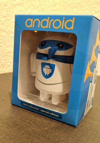 Android Mini Collectible Figurine Figure Special Edition - " Google Knight "
