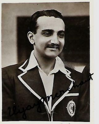 Signed Vijay Merchant 1911 - 1987 Sydenham Bombay India V England 1920s 1930s Rare