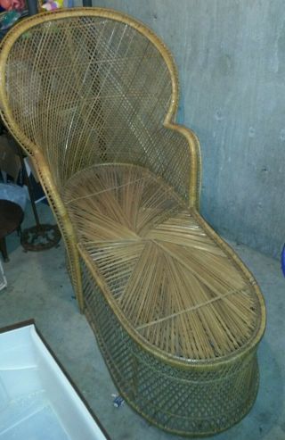 Vintage Wicker Rattan Chaise Lounge Fan Chair Rare