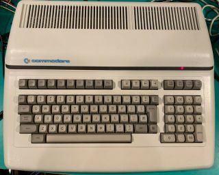 Rare Commodore Cbm B128 - 80 Computer 128k 110v -