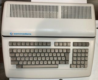 RARE Commodore CBM B128 - 80 Computer 128k 110v - 2