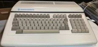 RARE Commodore CBM B128 - 80 Computer 128k 110v - 3